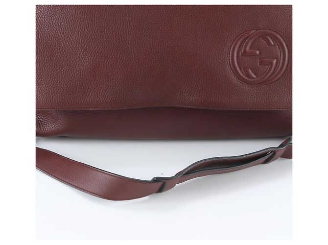 Borsa a tracolla Gucci in pelle Interlocking G Rosso Bordò - vista 2