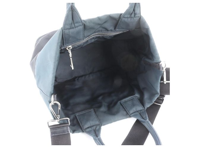 Borsa a tracolla reversibile in pelle e nylon Tessuto con logo triangolare Prada Nero Blu navy - vista 8