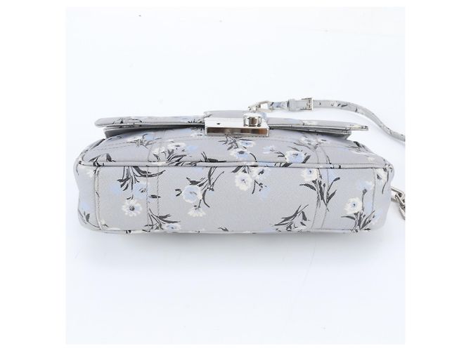Prada Saffiano Soft Kettentasche mit Blumenprint Braun - Ansicht 5