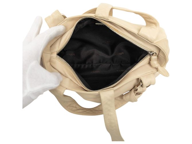Bolsa LOEWE em Nappa macio com acabamento em camurça bege - vista 4