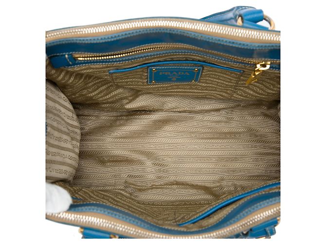 Bolsa Prada em lona Canapa com logo, zíper duplo e acabamento em couro Saffiano marrom Castanho claro - vista 4