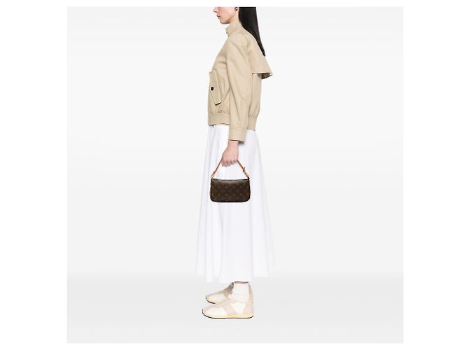 Louis Vuitton Brown Monogram Pochette Accessoires Castaño - vista 6