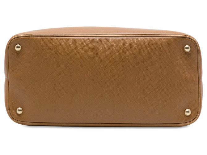 Borsa Tote Dome Prada in Saffiano Marrone con Tripla Zip Caramello - vista 3