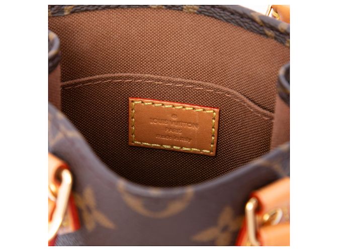 Louis Vuitton Brown Monogram Petit Sac Plat Marrom - vista 5