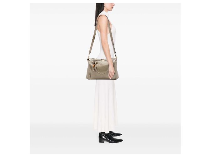 Bamboo Borsa Tote convertibile Bella Gucci in vitello metallizzato oro D'oro - vista 6