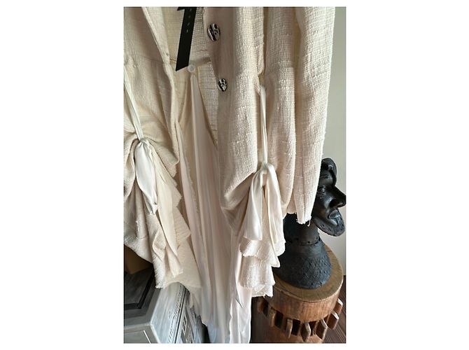 Autre Marque Blazer Asimétrico Sanctamuerte de Algodón y Seda Beige - vista 5