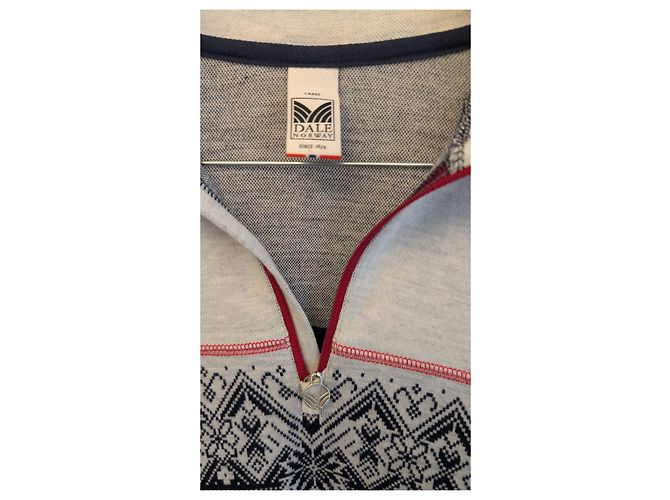 Dale of Norway Strickpullover mit Reißverschlusskragen und norwegischem Muster Weiß Rot Grau Dunkelblau - Ansicht 4
