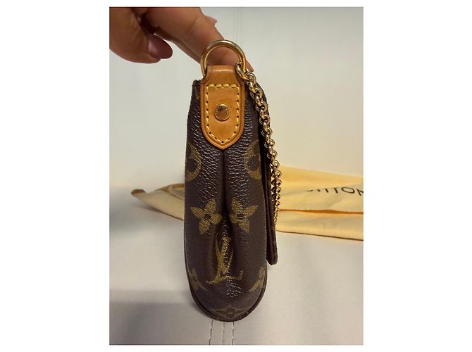 louis vuitton Favorite Mm monogram Marrom - vista 3