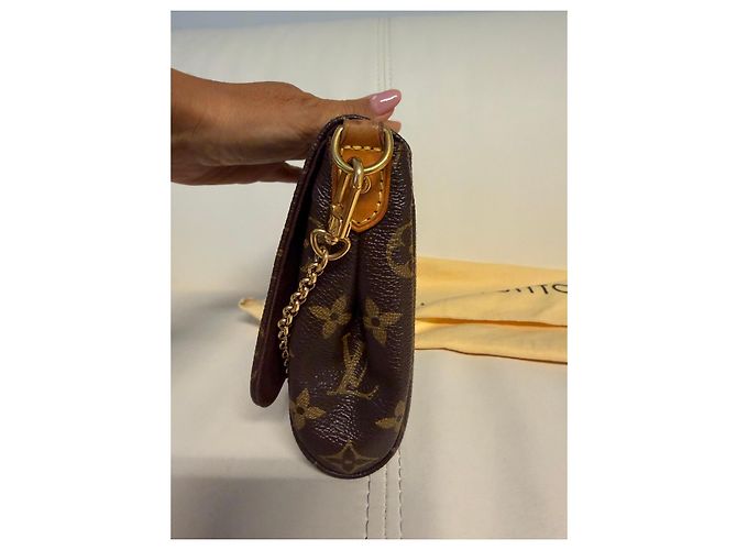 louis vuitton Favorite Mm monogram Marrom - vista 4