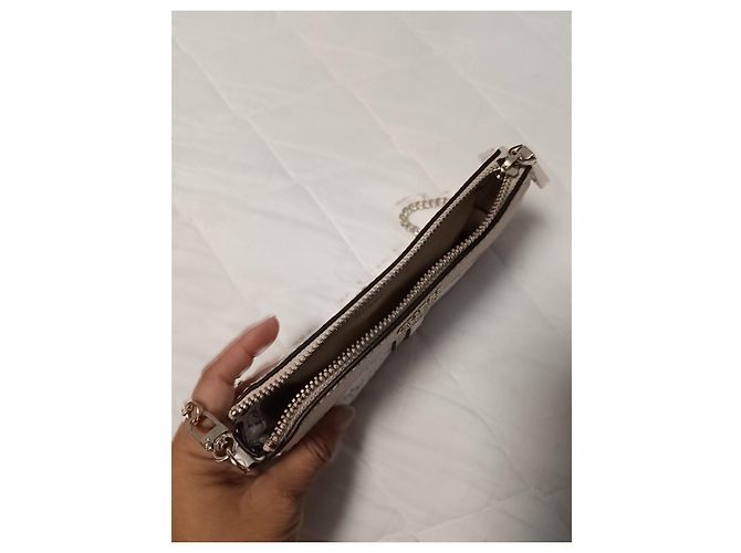 Bolsa pequena Guess Monogram Branco Multicor Bege - vista 7