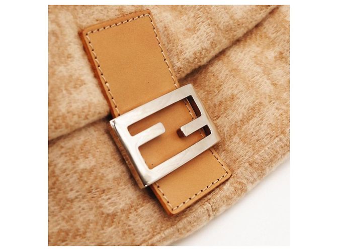 Borsa Fendi Baguette in lana beige - vista 7