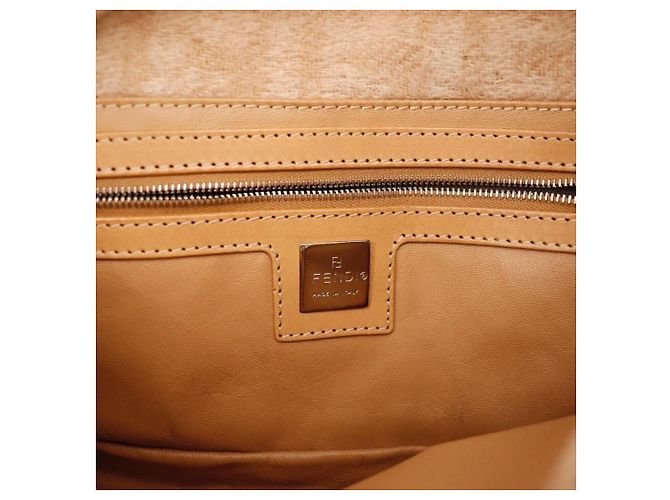 Borsa Fendi Baguette in lana beige - vista 9