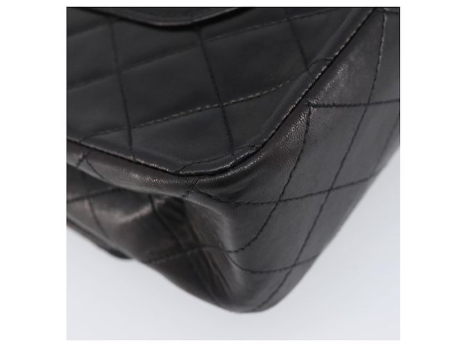 Borsa a tracolla CHANEL Chain Matelasse 25 in pelle d'agnello nera e oro CC Auth 200477SAM Nero D'oro - vista 16