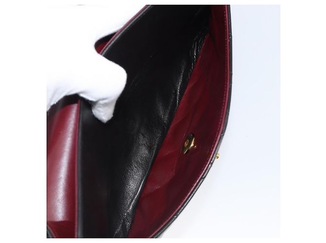 Borsa a tracolla CHANEL Chain Matelasse 25 in pelle d'agnello nera e oro CC Auth 200477SAM Nero D'oro - vista 24