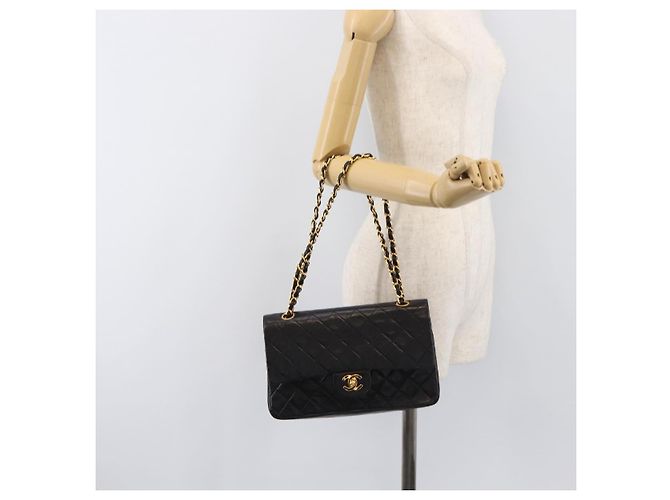 Borsa a tracolla CHANEL Chain Matelasse 25 in pelle d'agnello nera e oro CC Auth 200477SAM Nero D'oro - vista 25
