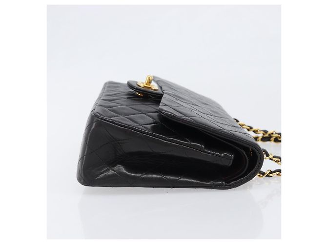 Borsa a tracolla CHANEL Chain Matelasse 25 in pelle d'agnello nera e oro CC Auth 200477SAM Nero D'oro - vista 3