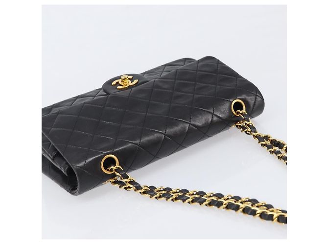 Borsa a tracolla CHANEL Chain Matelasse 25 in pelle d'agnello nera e oro CC Auth 200477SAM Nero D'oro - vista 6
