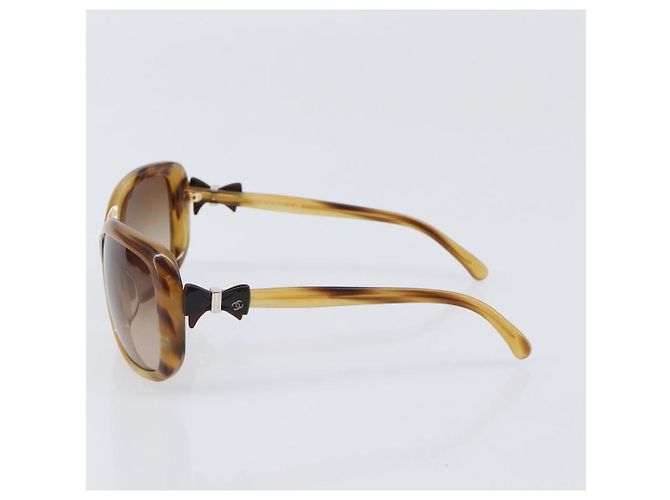 Gafas de sol CHANEL plástico Beige CC Auth 200690A - vista 3