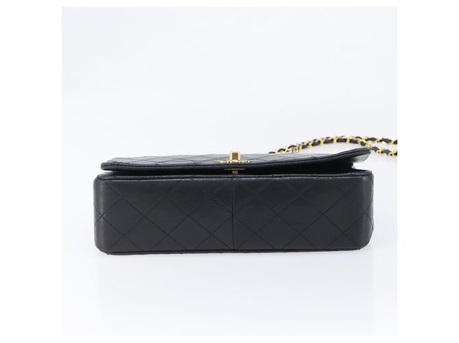 Borsa a tracolla CHANEL Chain Matelasse in pelle d'agnello nera e oro CC Auth 200435V Nero D'oro - vista 5