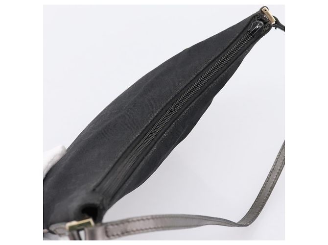 Borsa GUCCI GG Canvas Nera Tono Oro 005 0813 Auth 201302 Nero - vista 6