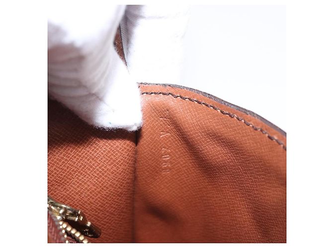 LOUIS VUITTON Monogram Saint Cloud GM Shoulder Bag M51242 LV Auth 203019 Monogramme - vue 12