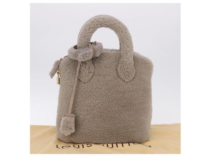 Borsa a mano LOUIS VUITTON Lockit Voyage Mouton Greige M93850 LV Auth am12524SAM - vista 12