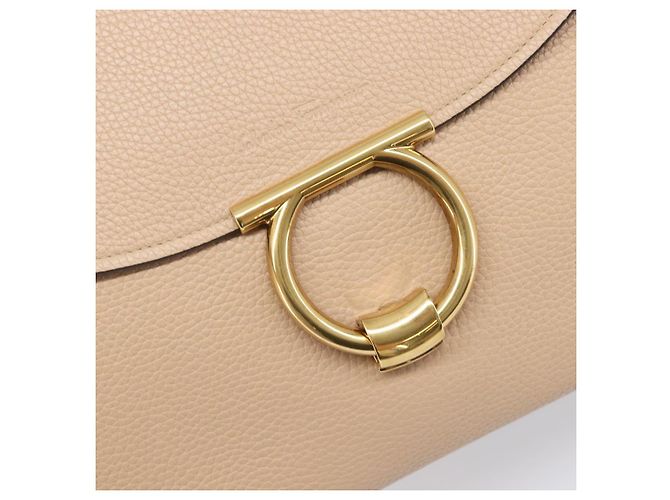Borsa Salvatore Ferragamo Gancini in pelle 2way Beige Gold Auth 199034A D'oro - vista 19