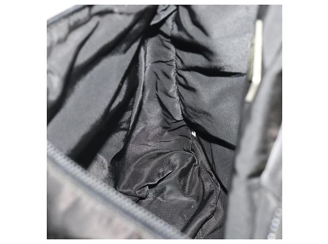 Bolso de hombro PRADA Nylon Negro Plata Auth 197886 - vista 21