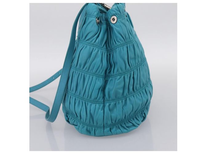 Bolsa PRADA Matelassé Nylon 2way Turquoise Blue Silver Auth 202888V Prata Turquesa - vista 4