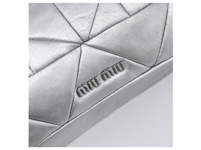 Borsa a tracolla Miu Miu in pelle argento autentica 167579A - vista 17