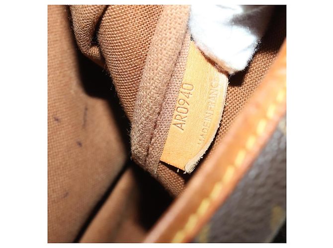 LOUIS VUITTON Monogram Saumur 35 Shoulder Bag M42254 LV Auth hk4113 Monogramma - vista 12