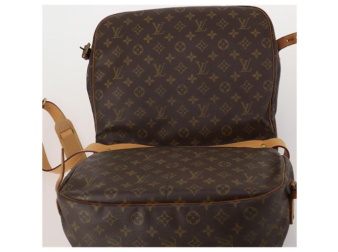 LOUIS VUITTON Monogram Saumur 35 Shoulder Bag M42254 LV Auth hk4113 Monogramma - vista 18