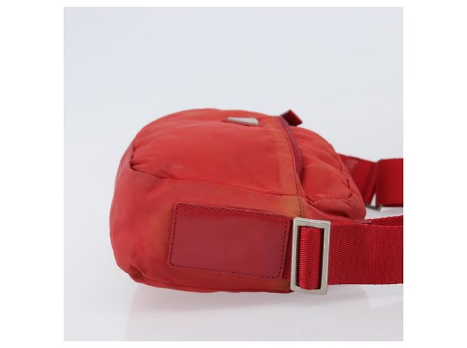 Bolso de Hombro PRADA Nylon Rojo Plata Auth 201440 Roja - vista 3