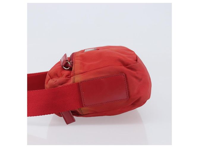 Bolso de Hombro PRADA Nylon Rojo Plata Auth 201440 Roja - vista 4
