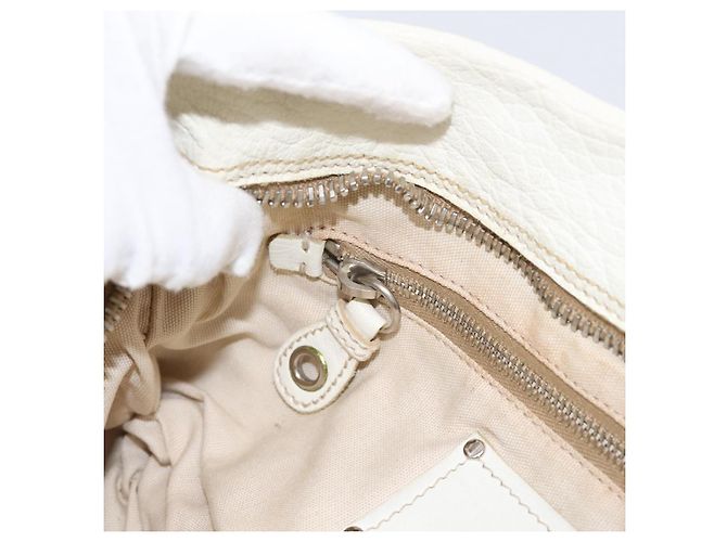 Borsa a spalla Miu Miu in pelle bianca argento Auth 202884A Bianco - vista 20