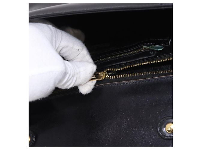 Salvatore Ferragamo Gancini Schultertasche aus Leder Schwarz Gold Auth 202991A Golden - Ansicht 25