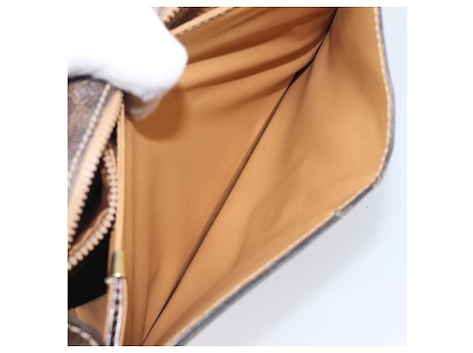 Céline Borsa a tracolla CELINE Macadam Canvas PVC Leather Brown Gold Auth mr2903 Marrone D'oro - vista 25