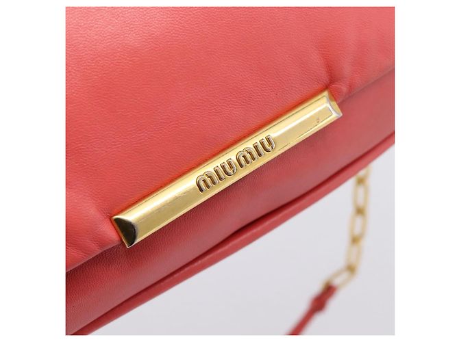 Borsa a tracolla con catena Miu Miu Pelle Rosa Oro Auth BA15636V D'oro - vista 17