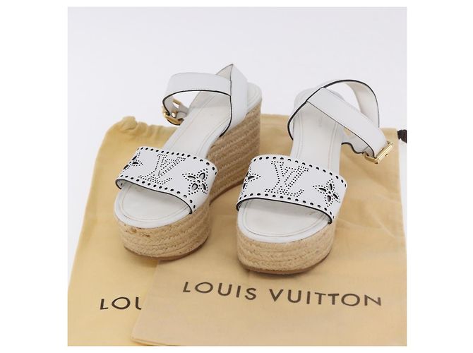 Sandali LOUIS VUITTON Star Board Line in pelle bianca LV Auth 202318M Bianco - vista 36