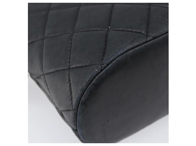 Borsa Tote CHANEL Matelasse in Pelle d'Agnello Nera e Oro CC Auth 203447V Nero D'oro - vista 16