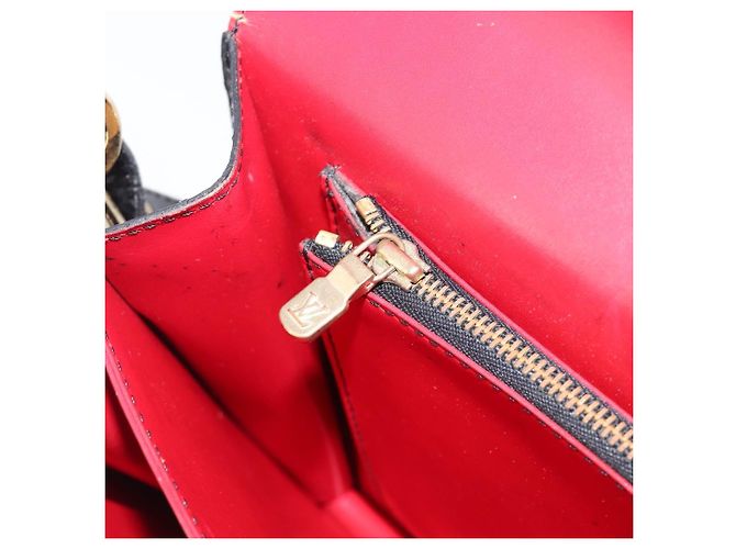 LOUIS VUITTON Epi Osh Shoulder Bag Black Red M52444 LV Auth BA15647 Nero Rosso - vista 23