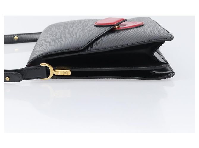 LOUIS VUITTON Epi Osh Shoulder Bag Black Red M52444 LV Auth BA15647 Nero Rosso - vista 4