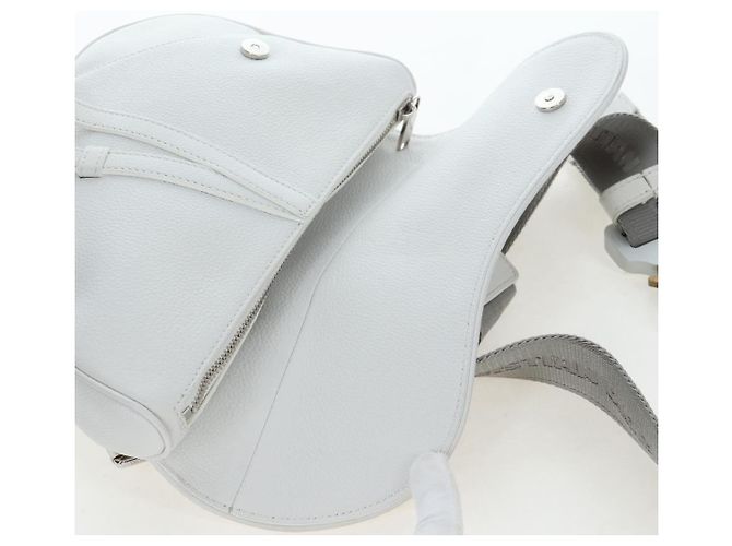 Borsa a tracolla Christian Dior Saddle in pelle bianca e argento Auth 202179V Bianco - vista 22