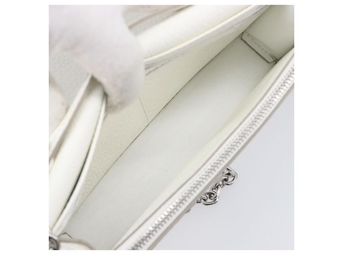 Maison Martin Margiela Maison Margiela Borsa a tracolla con catena in pelle bianca e argento Auth BA15629M Bianco - vista 11