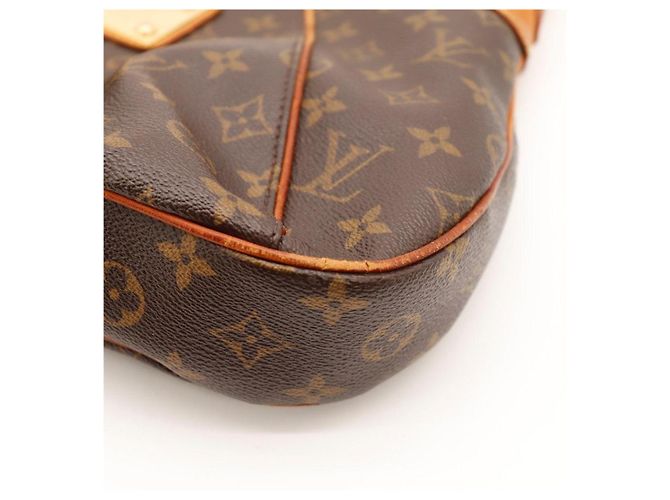 Borsa a tracolla Louis Vuitton Monogram Canvas Artsy MM Marrone - vista 11