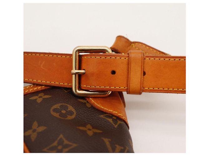 Borsa a tracolla Louis Vuitton Monogram Canvas Artsy MM Marrone - vista 12
