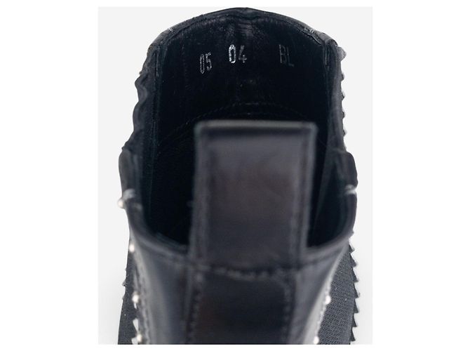 Botines de tacón Chelsea Dior by Galliano SS04 ‘D´Trick’ con banda de perlas Negro - vista 13