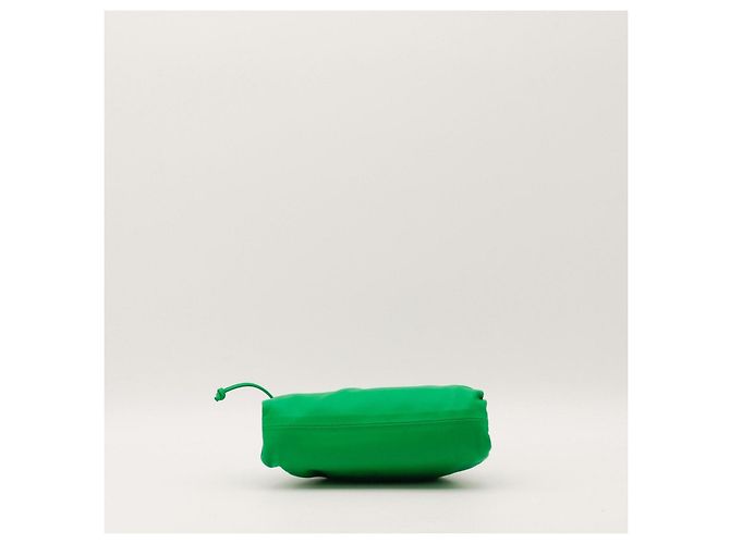 Bottega Veneta La borsa The Pouch Small in pelle verde - vista 5