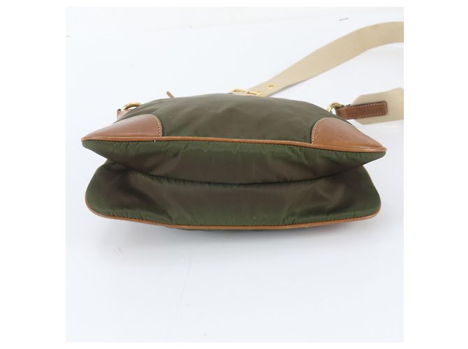 Bolsa de ombro em couro e nylon Tessuto com logo triangular Prada Caqui - vista 5