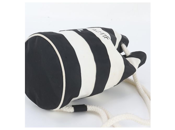 Borsa a tracolla a righe Chanel Nero Bianco - vista 3
